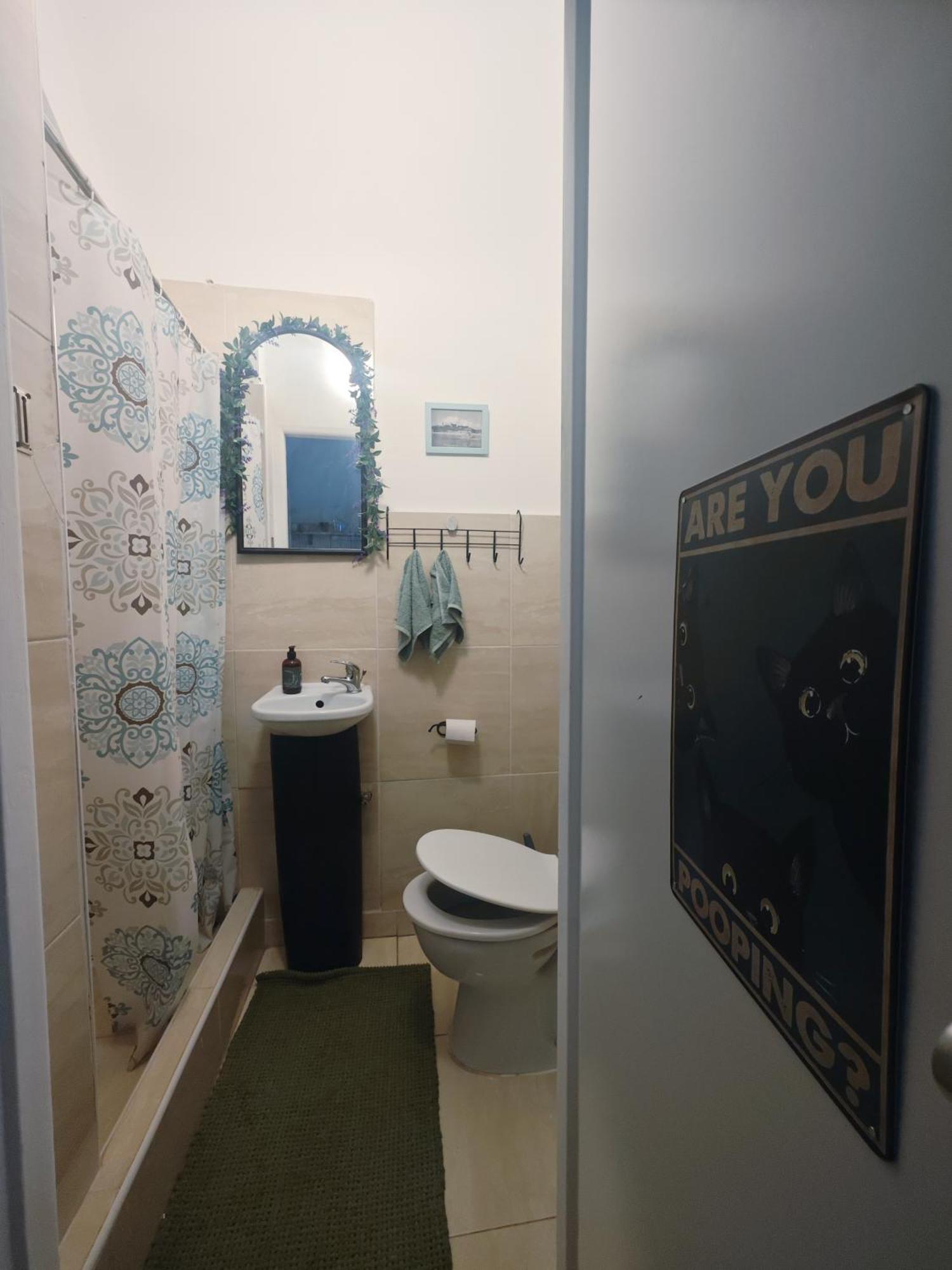 Vintage Room With Garden View Bratislava Luaran gambar